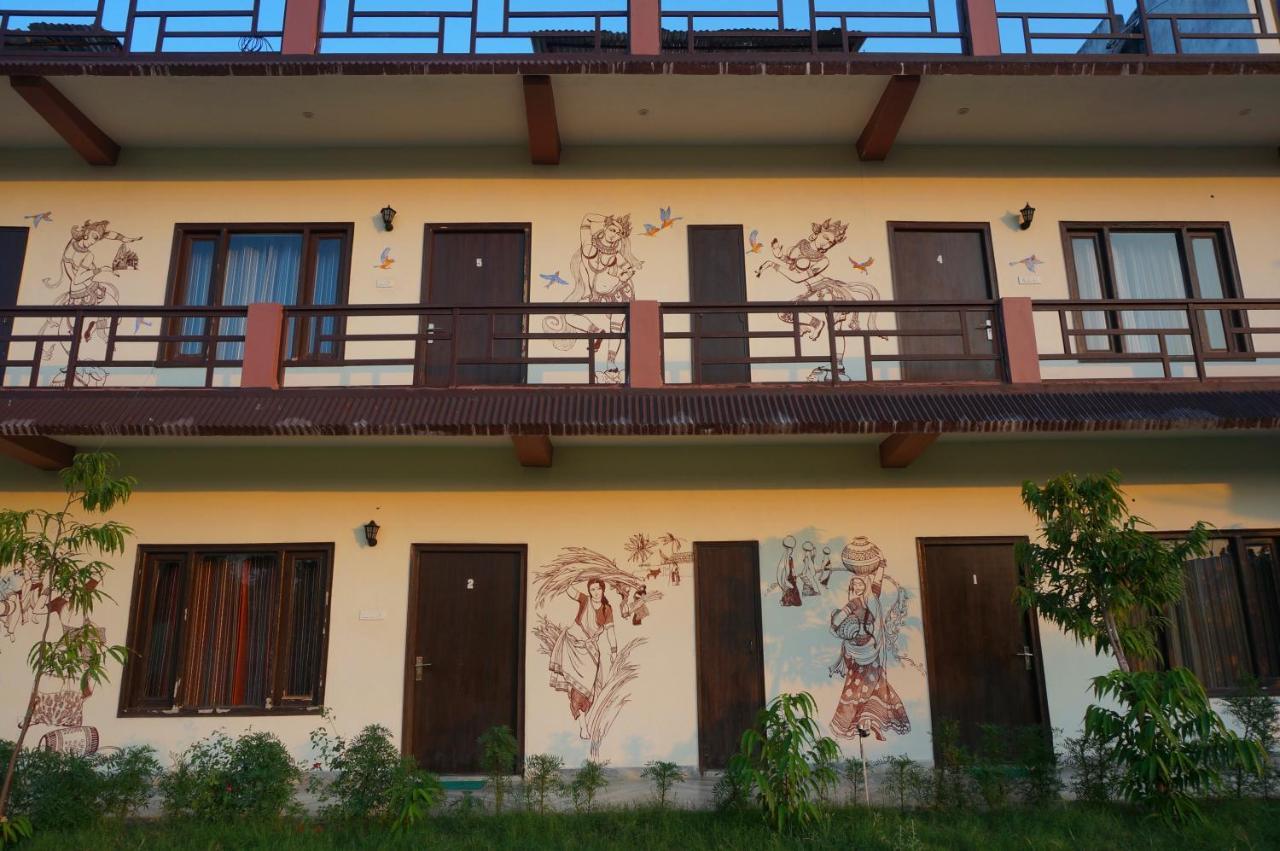Hotel Ramayana Khajuraho Exterior photo